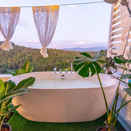 ไร่หมื่นล้านวิว เชียงใหม่ Hotel Pong Yaeng Exterior photo